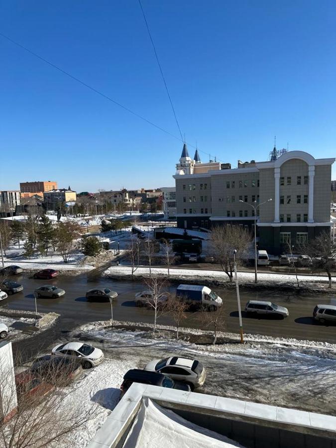 Новая Современная Квартира В Центре Города Qostanai Exterior foto